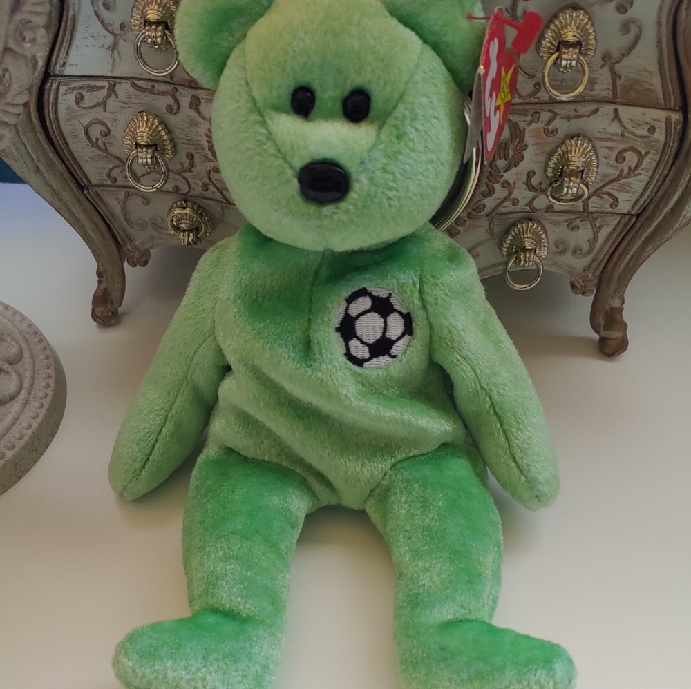 Kicks 1998 Ty Beanie Baby